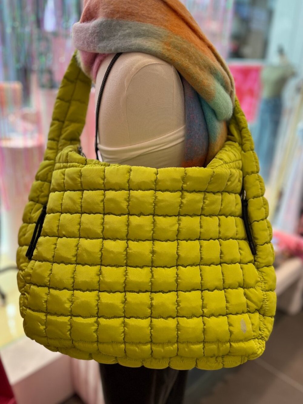 NWT Free People Movement Quilted Carryall Puffer Bag in Color Honeydew - Picture 6 of 6